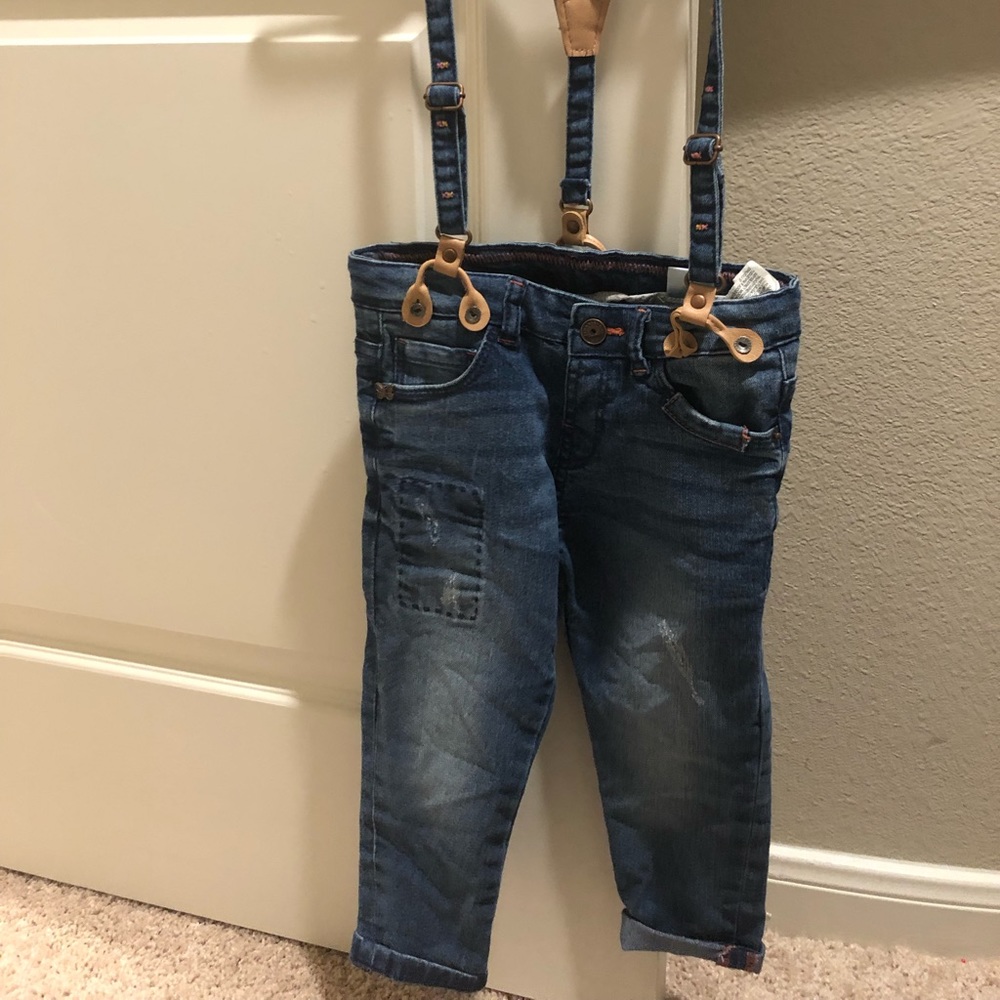 Suspender jeans